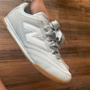 New Balance tennis shoes